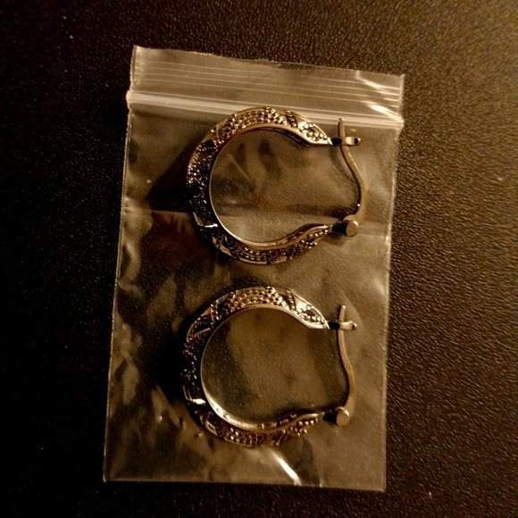 black Textured Hoop Earrings - Picture 1 of 1